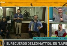 Los Palmeras homenajearon a Leo Mattioli en “La Peña de Morfi”