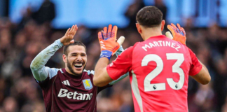 El Dibu Martínez se coronó campeón de la Europa League