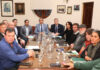 Paritarias 2026: ofrecen aumentos de hasta 15,5 % para el segundo semestre con mínimos garantizados