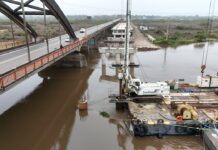 Nuevo Puente Carretero: continúa el pilotaje en el cauce del Río Salado y la estructura llega al 55% de avance