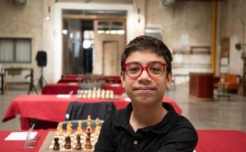 Hazaña argentina: con 12 años, Faustino Oro le ganó una partida al número uno del mundo