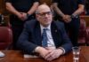 El cineasta Harvey Weinstein fue condenado a 15 años de prisión por abuso sexual